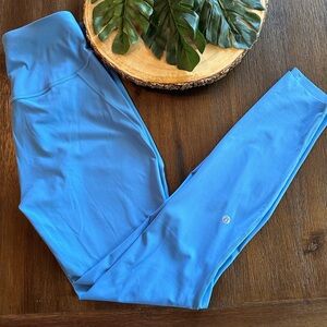 Lululemon blue size8  Wunder Train High-Rise